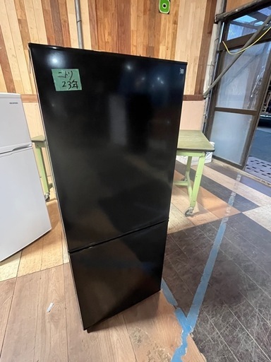美品ニトリ冷蔵庫23年140L 右開き一人暮らし用