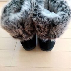 beauth ファー付きあったか防水ブーツ　Mサイズの画像