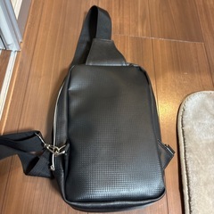 ブラックショルダーバックの画像