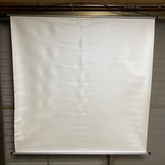 古い映写機とスクリーン【商談中】の画像