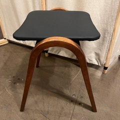 《売約済み》【武蔵小山店】 　 秋田木工 剣持勇 スタッキングスツール スタッキング　スツール　チェア　イス　椅子　曲木　曲げ木　レトロ　ビンテージ　アンティーク　クラシック　ブナ材の画像