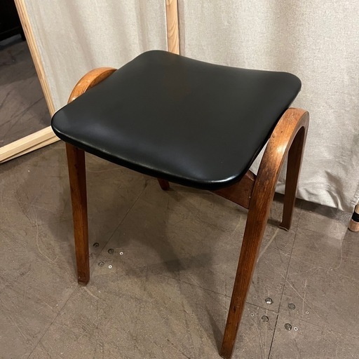 《売約済》【武蔵小山店】 【～4/14限定SALE！店内全品20%お値引き！】　 秋田木工 剣持勇 スタッキングスツール スタッキング　スツール　チェア　イス　椅子　曲木　曲げ木　レトロ　ビンテージ　アンティーク　クラシック　ブナ材