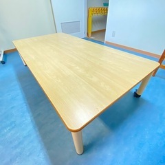 スタッキングテーブルもらってください。の画像