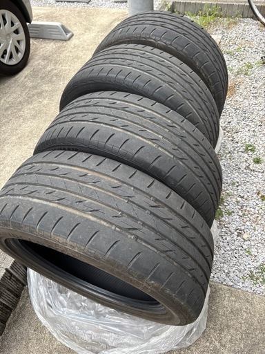 タイヤのみ　235/50R18 97V
