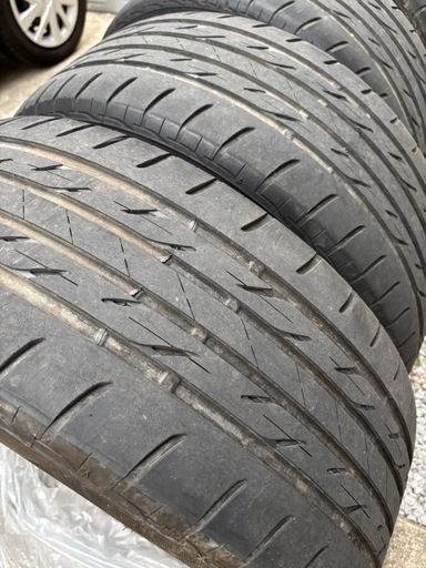 タイヤのみ　235/50R18 97V