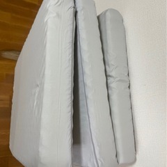 ニトリ　３つ折りマットレスの画像