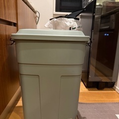 【無料】ゴミ箱・トラッシュ缶50リットル