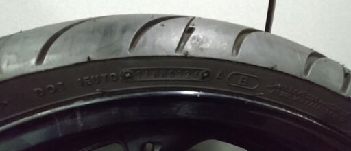 GSR400 フロントタイヤ＆ホイール前期型  BC-GK7EA