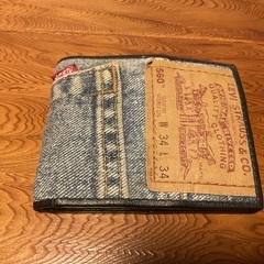 リーバイスの二つ折財布　【未使用品】