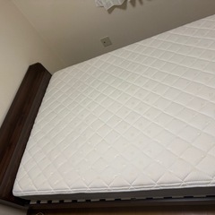 ニトリ　ダブル  ベッド　ニトリマットレス付き