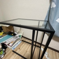 テーブル
