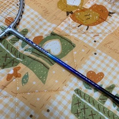 バドミントンラケットの画像