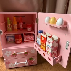 いちごちゃん　冷蔵庫の画像