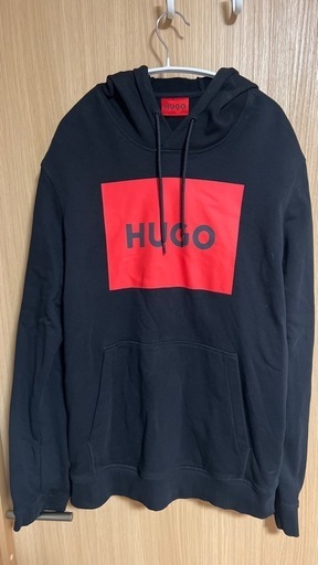 【美品】BOSS パーカー