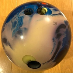 ボウリングボールの画像