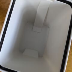 ゴミ箱 ペダル式　ニトリの廃盤商品の画像