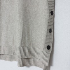 ニットベスト　新品　ジレ　トップス　プルオーバー　ニットベスト　ベージュの画像