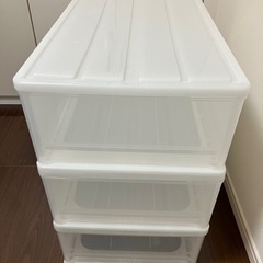 押し入れ用　衣装ケース3個