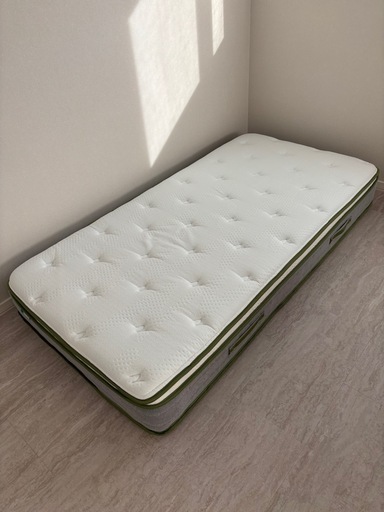 【新品同様】最終値下げ　今年1月購入 Novilla ポケットコイルマットレス