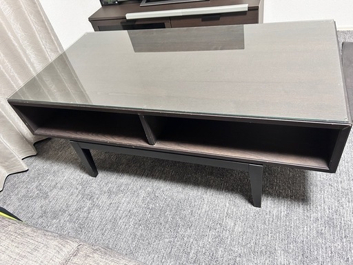 ガラステーブル