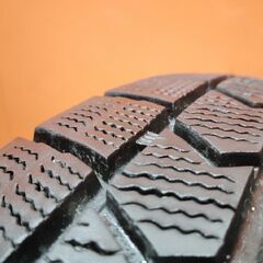DUNLOP WINTER MAXX WM02 205/65R16 16インチ スタッドレス 4本 23年製 バリ溝 ヤリスクロス 10系アルファード等　(KTN284) の画像