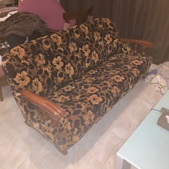キャンセル出ました。3人掛けソファ