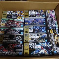 【取りに来て頂ける方】未組立 ガンプラ 積みプラ ガンダム プラ...