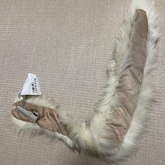 肩乗せキツネファーの画像