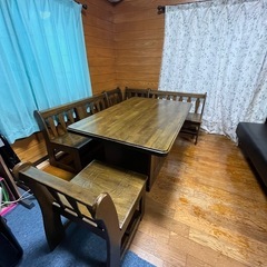 ダイニングテーブル 引越しのため断捨離中