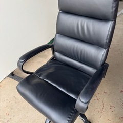 ニトリ ワークチェア ファスKDの画像