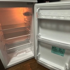 【取引終了】洗濯機、テーブル、電子レンジ、冷凍冷蔵庫、炊飯器、扇風機の画像