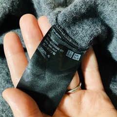 【中古・メンズM相当】UNIQLO ハイネックセーター　グレーの画像