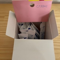 ピジョン哺乳瓶２本＆消毒セット（ミルトン、ミルクポン）の画像