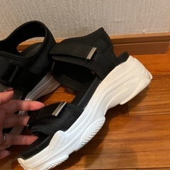 レディース 厚底サンダルの画像