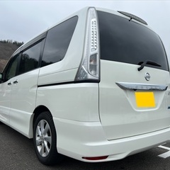 8人乗り☆ガソリン代 節約☆S-HYBRID入りました‼️25年式☆月々1.2万円〜分割払い可❗️車検2年付き！大人気☆ニッサン セレナ☆フリップダウンモニター付き☆Bluetoothナビ☆走行中DVD見れます☆ETC☆バックカメラ☆ドラレコ付きのフル装備☆両側電動スライドドア☆ウィンカーミラー☆フル装備☆事故修復歴無し☆車内広々三列シート‼️の画像