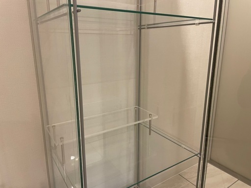 デトルフ ブラック IKEA デトルフ 3連 ブラック ガラスショーケース