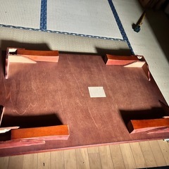 折りたたみテーブルの画像