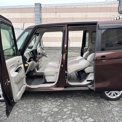 アラウンドビューモニター付き☆27年式☆月々1万円〜分割払い可❗️ 車検2年付き！【名義変更代込み】大人気☆日産 デイズルークス☆Bluetoothナビ付き☆走行中DVD見れます☆電動スライドドア☆ドラレコ付き☆スマートキー☆フルオートエアコンそのまま乗って帰れます❗️の画像