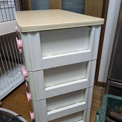 ハローキティチェスト4段の画像
