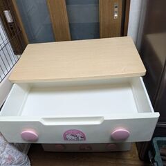 ハローキティチェスト4段の画像