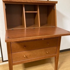 収納棚(テーブル付き)の画像