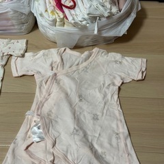 ⑦ベビー肌着50〜60 1枚50円〜の画像