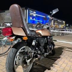 ゼファー400 c5 FX外装用3段シート (マサ) 戸塚安行のカワサキの