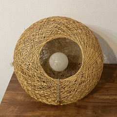 ペンダント 照明　カゴ 編み込み　ボール　ライトの画像