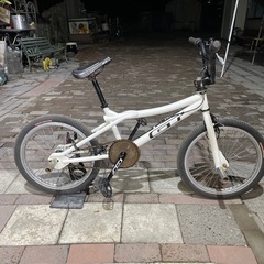 【5046】BMX GT 20インチ28,100円（防犯•税込）