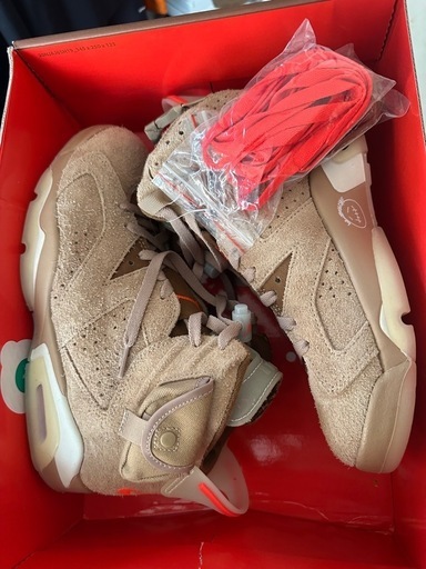 Travis Scott　Nike Air Jordan 6