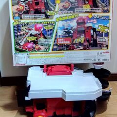 トミカ 変形ファイヤーステーション 無線 トミカタウン タカラトミー TAKARA TOMY おもちゃ 知育玩具 レア 車 道の画像