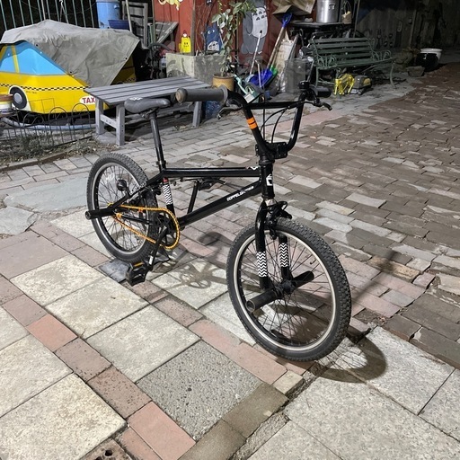【5045】BMX ドッペルゲンガー　20インチ　20,400円（防犯•税込）