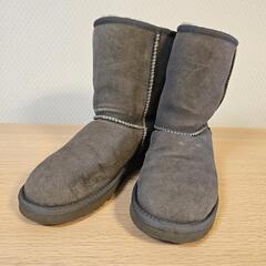UGG /アグ　ムートンブーツ グレー23センチ