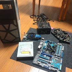 デスクパソコン　パーツ　色々